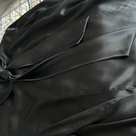 Black silk blouse, timeless - Picture 11 of 14